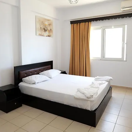Hotel Fenix 3*