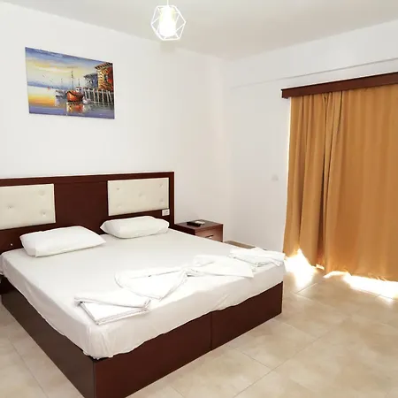 Fenix Sarandë