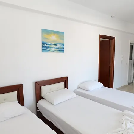 Hotel Fenix 3*