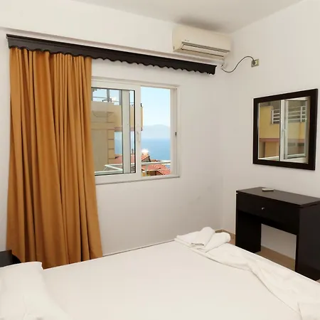Fenix Hotel 3*
