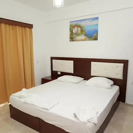 Fenix Sarandë