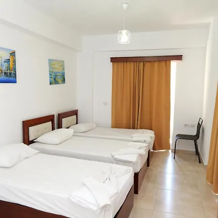 Hotel Fenix 3*