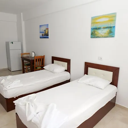 Hotel Fenix 3*