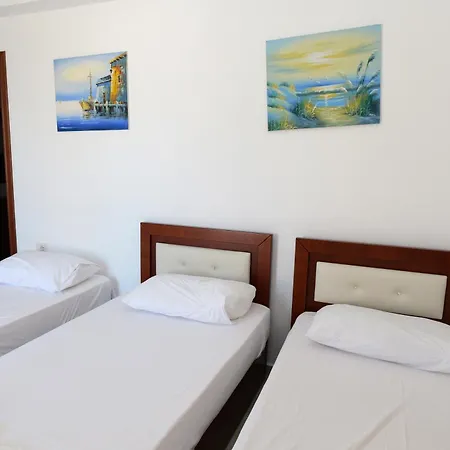 Fenix Hotel 3*