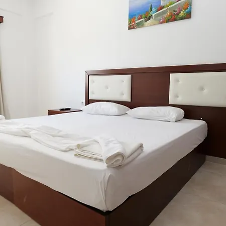Fenix Hotel 3*
