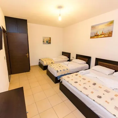 Verano 3* Sarandë
